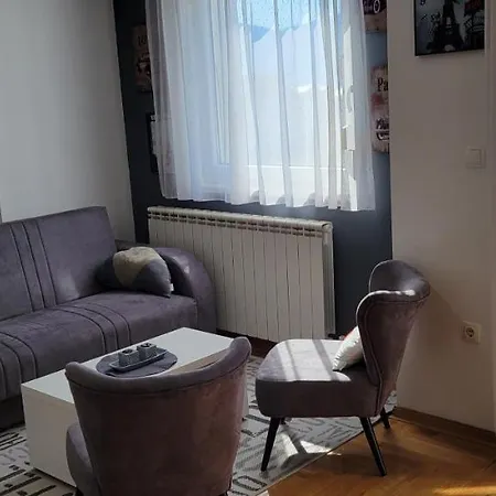 La 2 * Sarajevo
