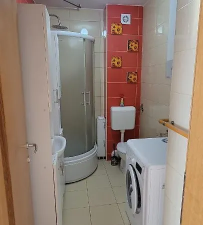 La 2 * 塞拉耶佛
