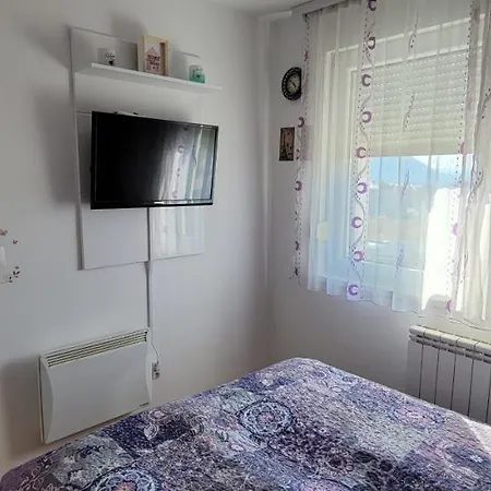 Apartment La 2 *